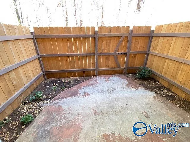 2950 Hood Rd SW #G — Photo 26