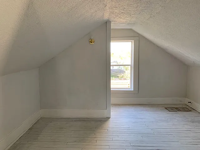 618 Bopf St — Photo 8