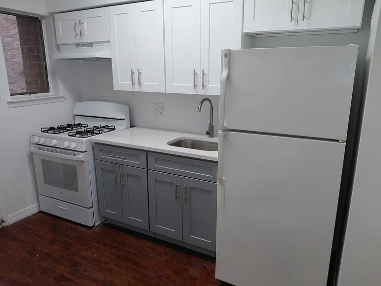 4650 Bedford Ave #1 — Photo 3