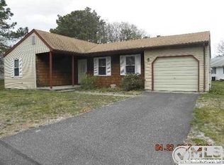 45 Berkshire Rd, Whiting, NJ 08759