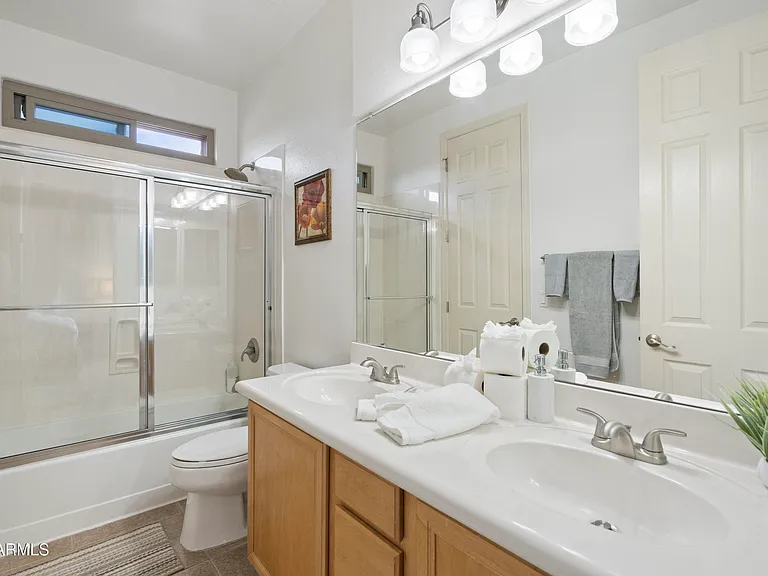 4132 E Pullman Rd — Photo 37