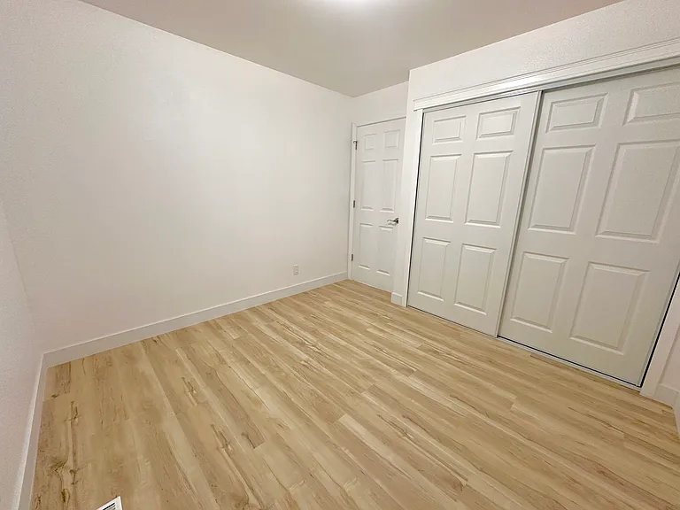 35311 Military Rd S — Photo 13