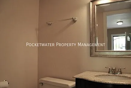 1827 Quail St #5 — Photo 6