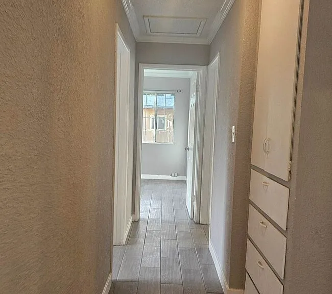 1012 S Baker St — Photo 9