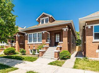 5240 W Newport Ave, Chicago, IL 60641