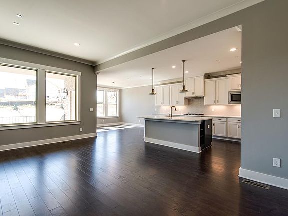 4th image of 1209 Bradshaw Ln Lot 9