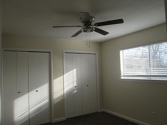 4th image of 518 N Church St #7
