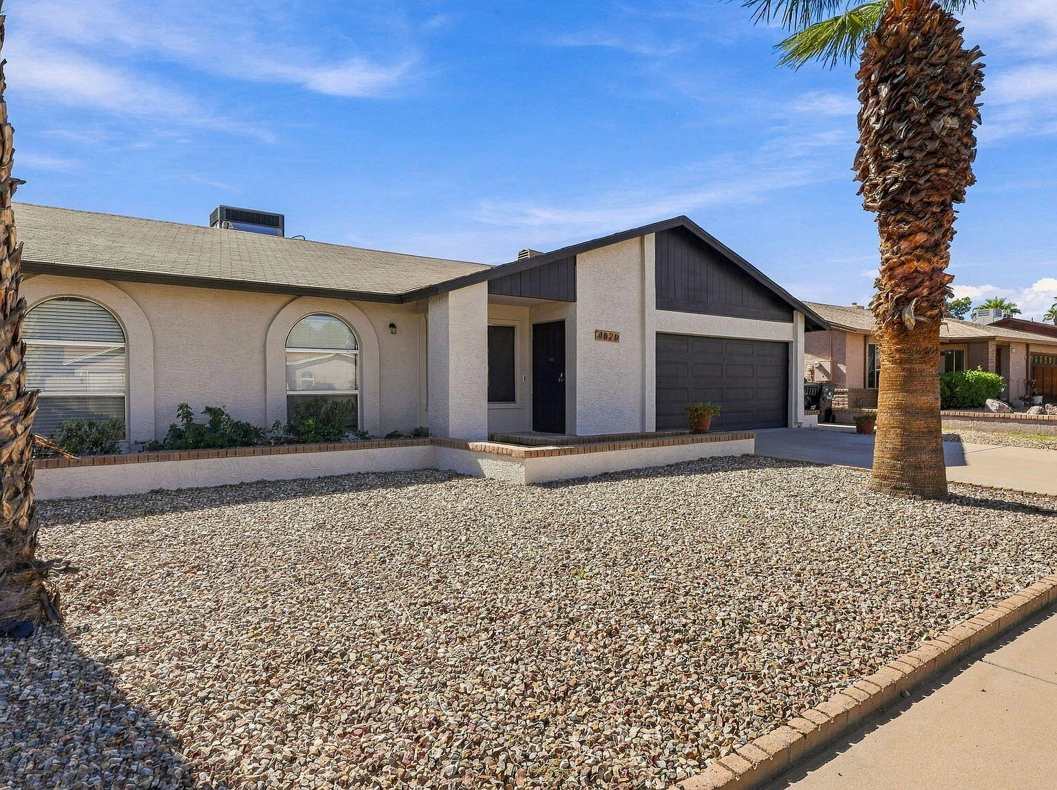4 bed, 2.0 bath, 1570 sqft, $2,499 — Photo 1