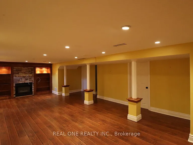 130 Mayfield Dr — Photo 19