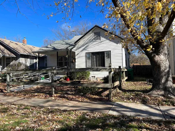 1038 N Lewellen St, Wichita, KS 67203