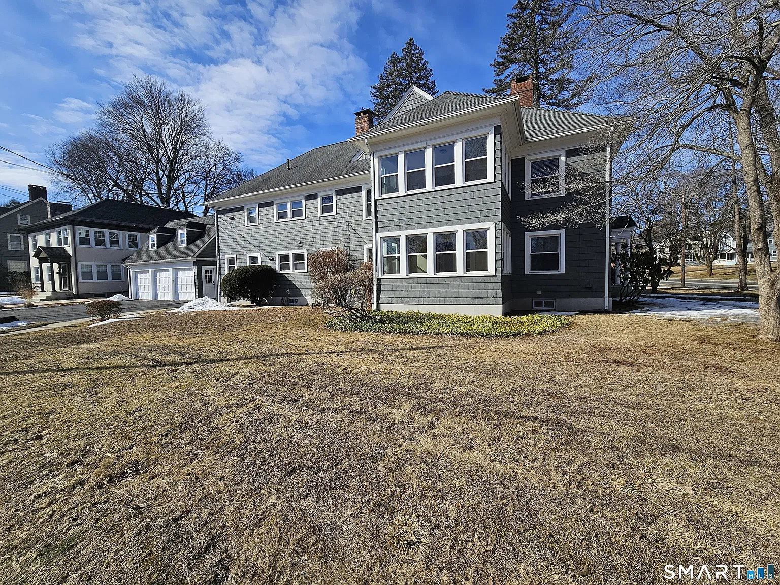2 bed, 1.0 bath, 4429 sqft, $2,500 — Photo 2