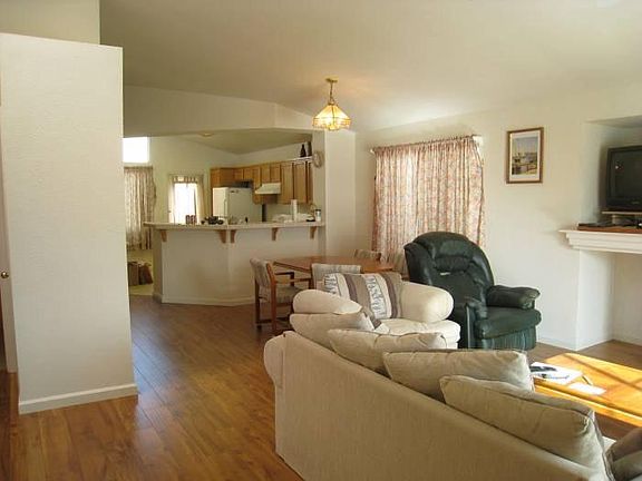 5th image of 8972 Laureles Ct