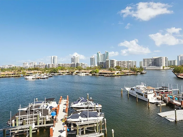 300 Three Islands Blvd #603 — Photo 1