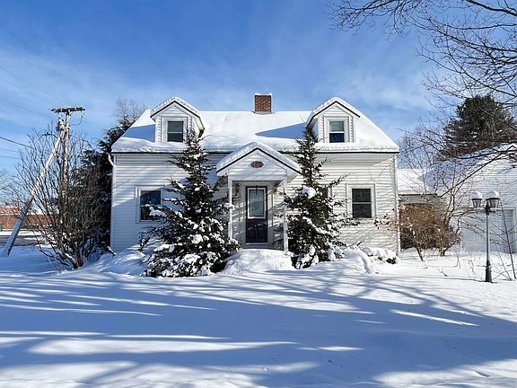 2nd image of 405 Main Street