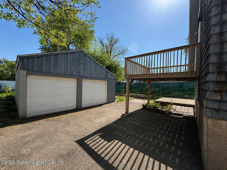 6218 Amboy Rd — Photo 22