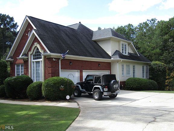 2nd image of 110 Sedgewicke Dr