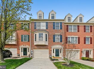 24 Winterberry Ct, Cockeysville, MD 21030