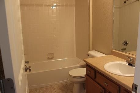 3rd image of 5551 29th St Unit 3112