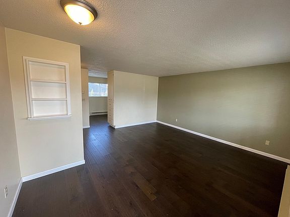 2nd image of 1809 H St SE APT 10