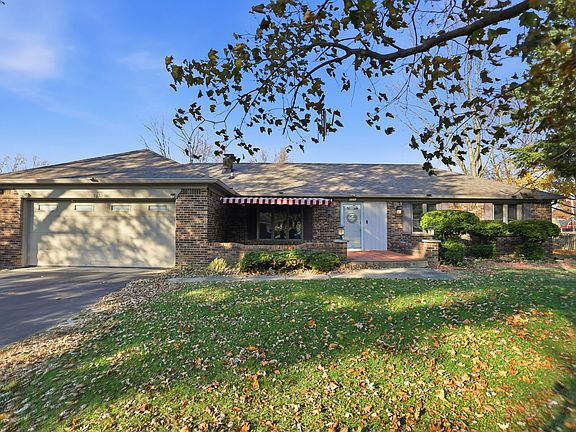 2nd image of 7370 Hidden Valley Dr