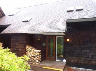 67 Fox Hollow Rd, Bondville, VT 05340