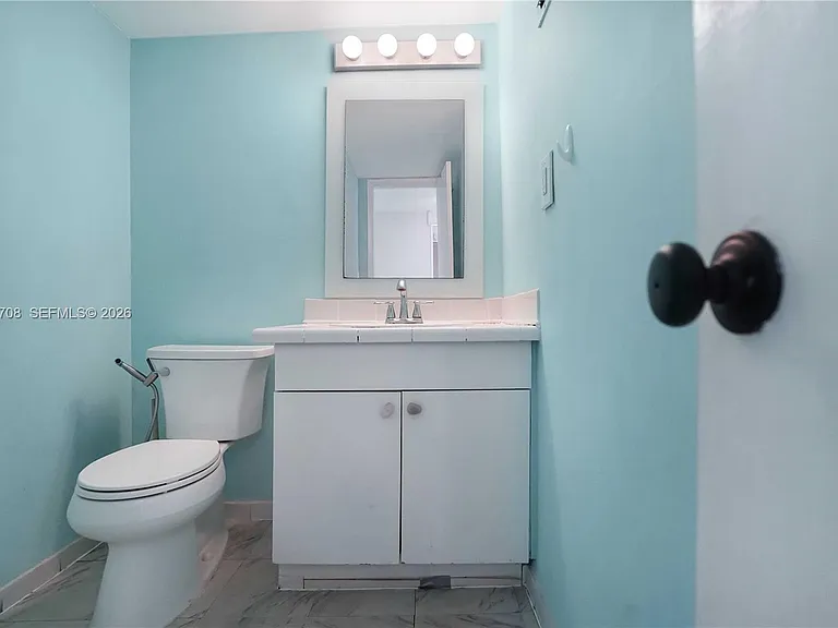 6900 Bay Dr #3H — Photo 11