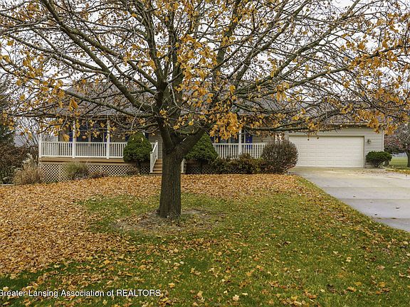 2nd image of 1649 S Ainger Rd