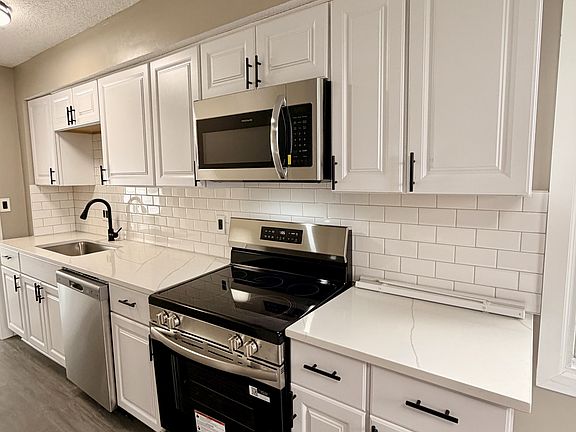 5th image of 414 Prospect Ave Unit 2