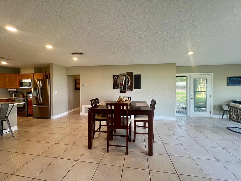 33911 Shady Acres Rd — Photo 13