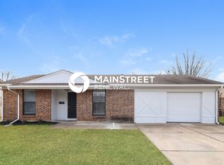 437 Nathan St, Burleson, TX 76028
