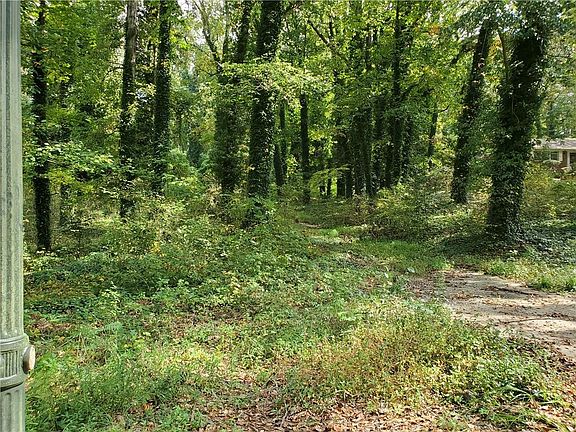 4th image of 740 Lynhurst Dr SW Lot 0