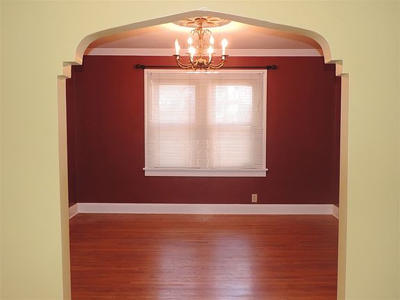 4th image of 364 S 22nd St