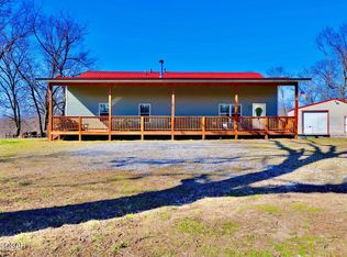 2063 Goff Ridge Rd, Pineville, MO 64856