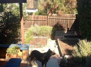 1988 Landa St, Los Angeles, CA 90039