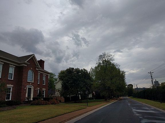 4th image of 525 London Way
