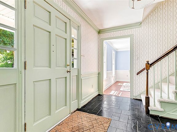 4th image of 4329 Reservoir Ln