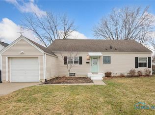 1099 Elco Ave, Maumee, OH