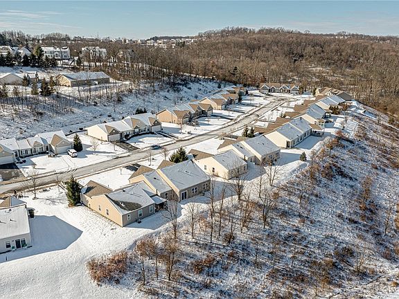4th image of 612 Whispering Pines Dr