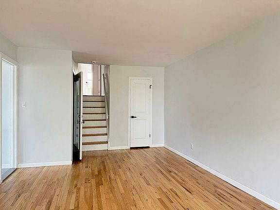 3rd image of 1617 Bell Blvd #2