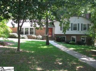 22 Honeybee Ln, Taylors, SC 29687