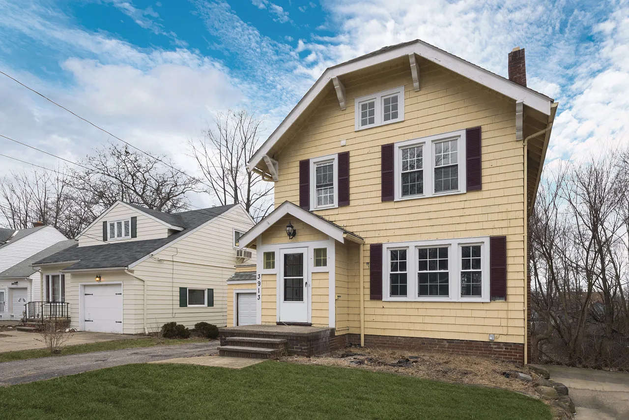 3913 Bluestone Rd photo 1