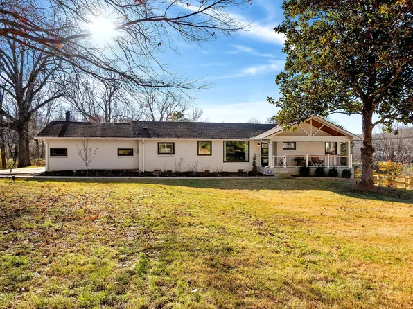 949 Davidson Dr, Nashville, TN 37205
