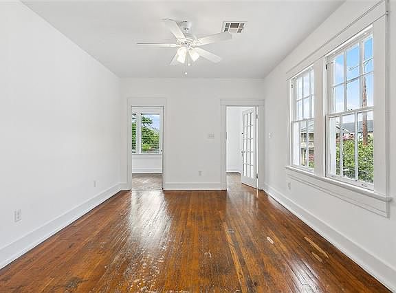 4th image of 2207 Broadway St