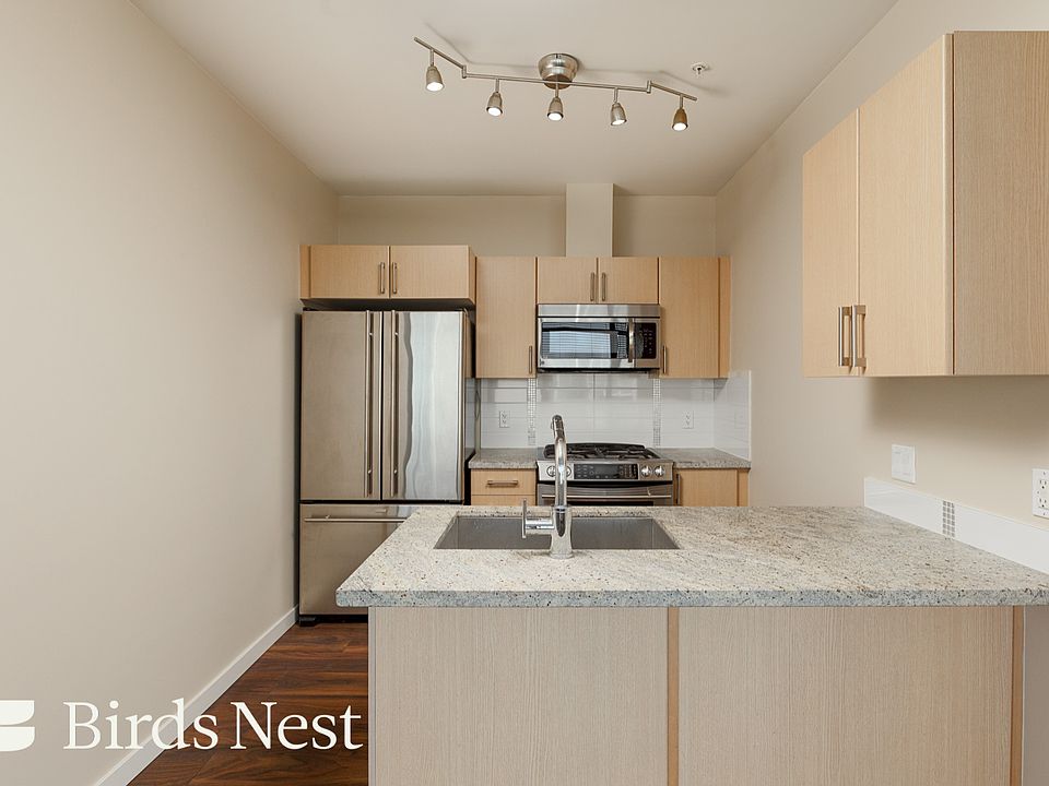 1st image of 1068 Broadway W #1602