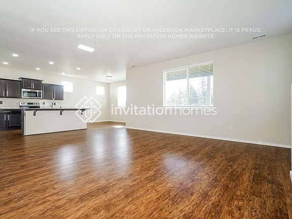 5th image of 2204 166th Street Ct E