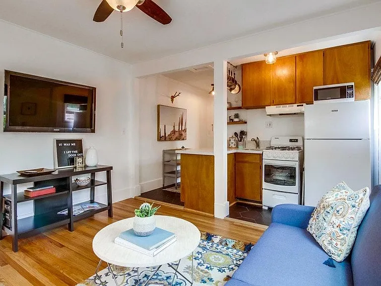 4526 North Ave — Photo 5