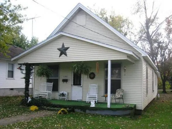108 E 8th St, Metropolis, IL 62960