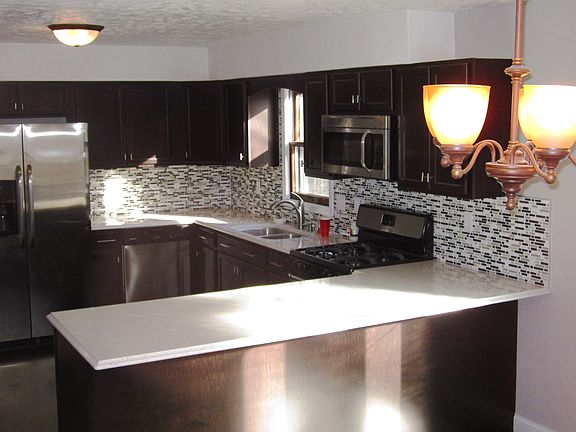 5th image of 7609 Chandler Acres Dr