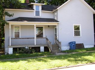 217 6th St, Manistee, MI 49660