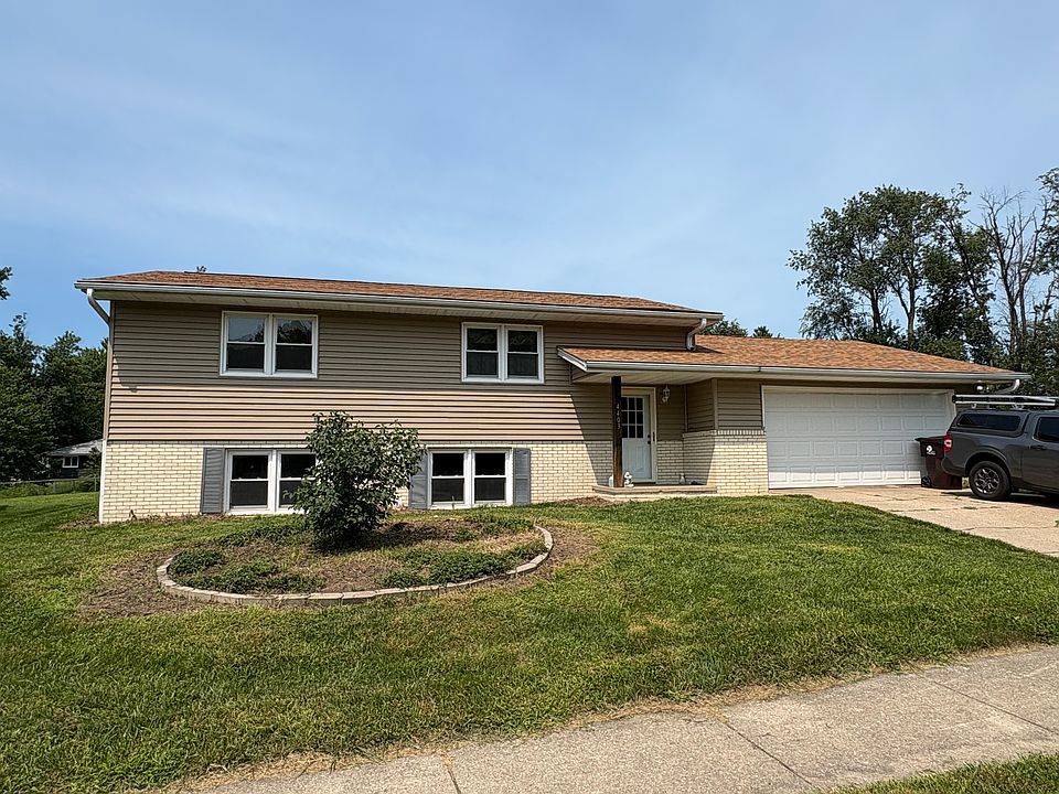 1st image of 4403 W Broyhill Ct #B